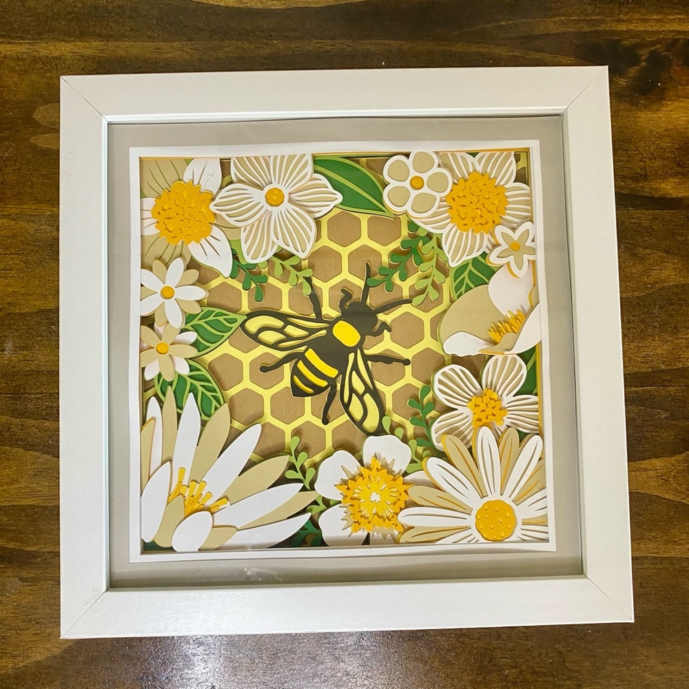 3D Bee Shadowbox - Picture 6 of 10